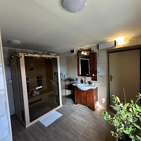 Apartment Szazholdas Pagony Vendeghaz